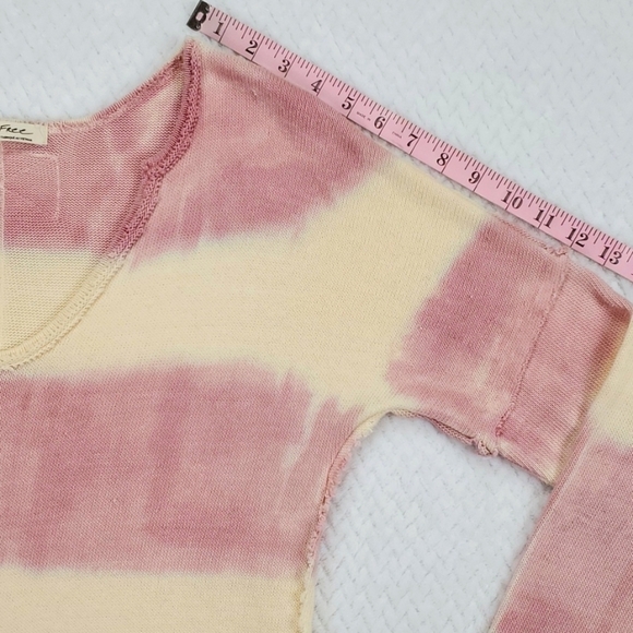 We the Free "Come and Get it" Striped V-Neck Longsleeve Thermal Size Small - Picture 12 of 17